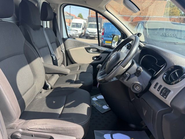 Renault Trafic 1.6 Dci Energy 29 Sport Nav Lwb Standard Roof Euro Grey #19