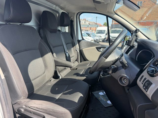 Renault Trafic 1.6 Dci Energy 29 Sport Nav Lwb Standard Roof Euro Grey #10