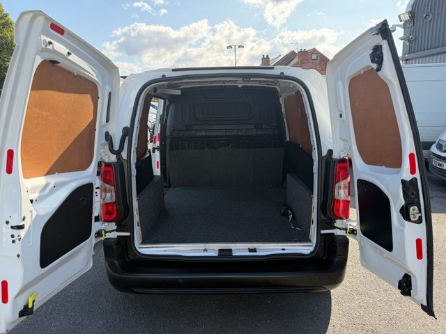 Vauxhall Combo 1.6 Turbo D 2000 BR19KCE White #4