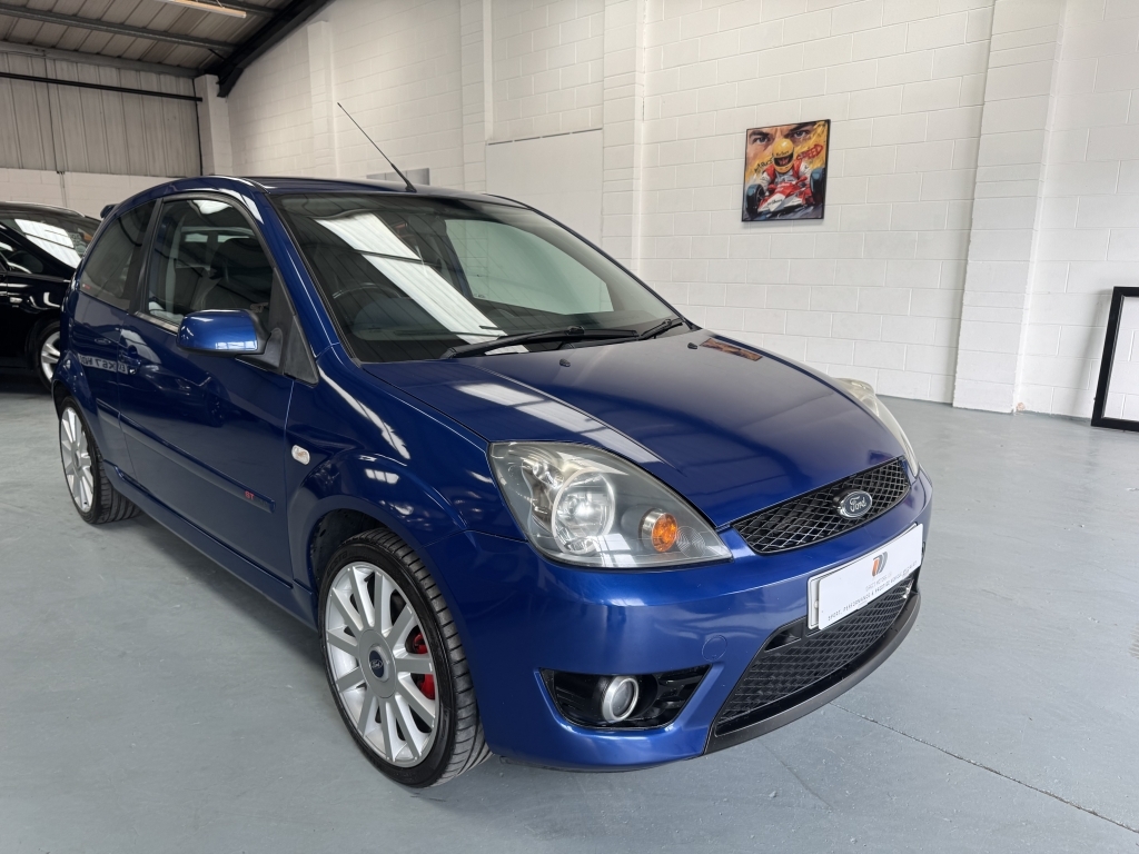 Ford Fiesta 1.25 Style Last Owner 13 Years Great Genuine H Red #9