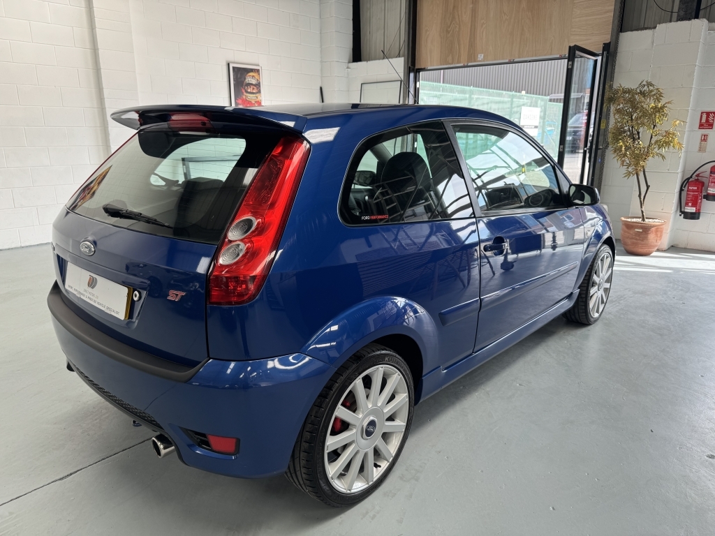 Ford Fiesta 1.25 Style Last Owner 13 Years Great Genuine H Red #5