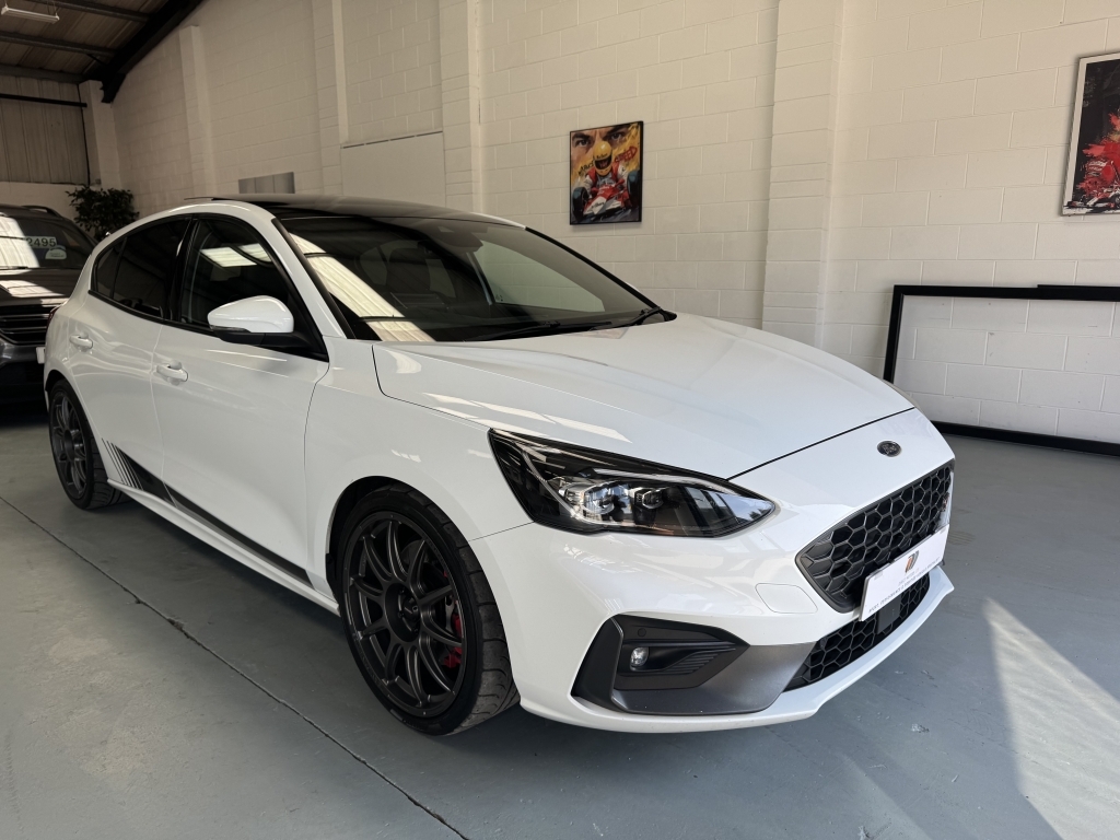 Ford Focus 2.3 St YC70ZTY White #5