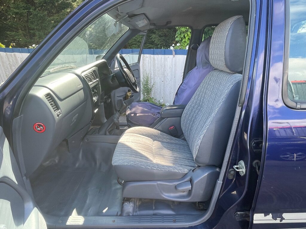 Toyota HILUX Pickup 2dr Diesel Manual Red #9