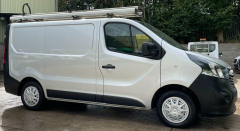 Vauxhall Vivaro 1.6 Cdti 2700 Silver #5