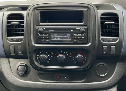 Vauxhall Vivaro 1.6L L1h1 2700 Sportive Silver #32