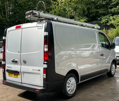 Vauxhall Vivaro 1.6L L1h1 2700 Sportive Silver #8
