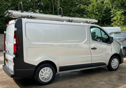 Vauxhall Vivaro 1.6L L1h1 2700 Sportive Silver #7