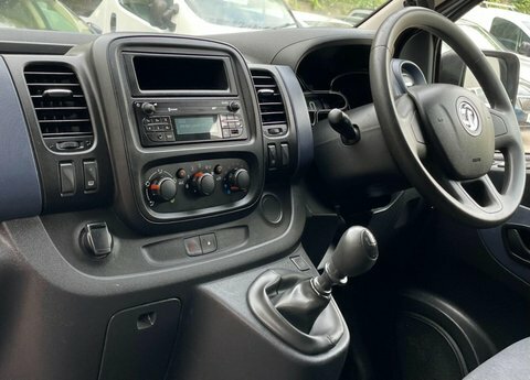Vauxhall Vivaro 1.6L L1h1 2700 Sportive Silver #38