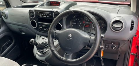 Peugeot Partner 750 Se 1.6 E-hdi 92 Van Blue #25