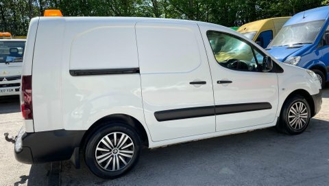 Peugeot Partner 1.6 Ehdi 750 White #6