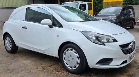 Vauxhall Corsa 1.3 Cdti Ecoflex White #3