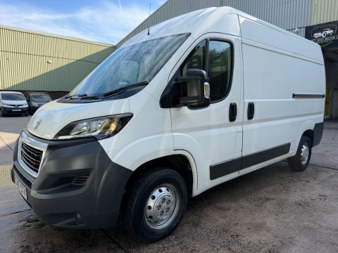 Peugeot Boxer 2.0 Bluehdi 335 White #4
