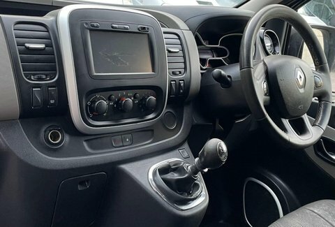 Renault Trafic 2016 1.6 Dci Energy 29 Sport Nav Lwb Standard Roof Silver #40