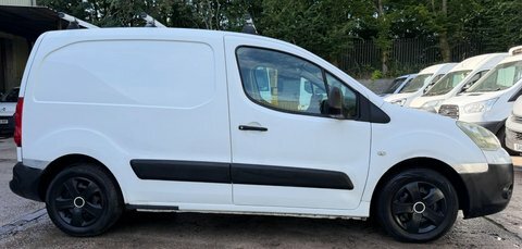 Citroen Berlingo 1.6 Hdi 850 White #4