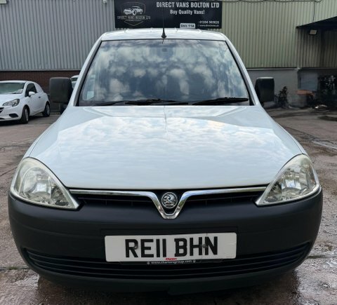 Vauxhall Combo 1.3 Cdti 2000 White #2