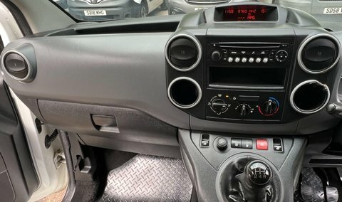 Peugeot Partner Panel Van White #32