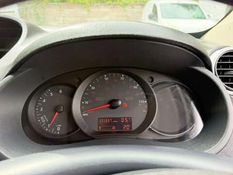 Renault Kangoo  White #31