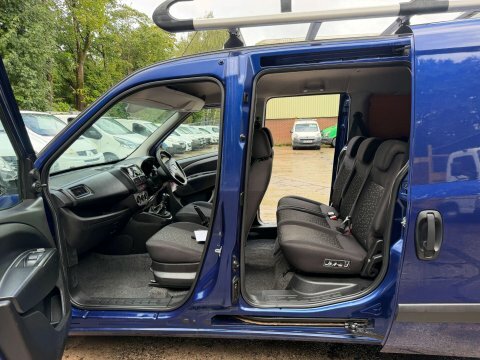Vauxhall Combo 2000 1.3 Cdti 16V H1 Van Red #23