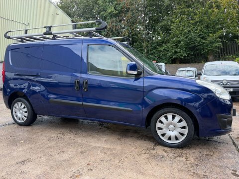 Vauxhall Combo 2000 1.3 Cdti 16V H1 Van Red #3