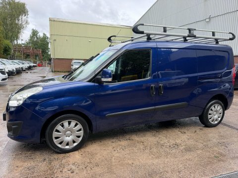 Vauxhall Combo 2000 1.3 Cdti 16V H1 Van Red #25