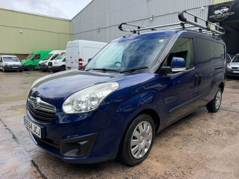Vauxhall Combo 2000 1.3 Cdti 16V H1 Van Red #27