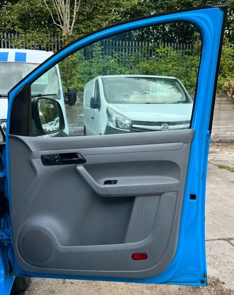 Volkswagen Caddy Panel Van Panel Van 201010 Red #24