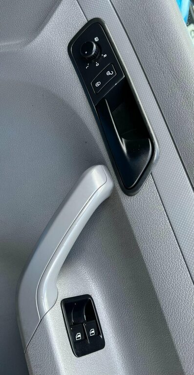 Volkswagen Caddy Panel Van Panel Van 201010 Red #25