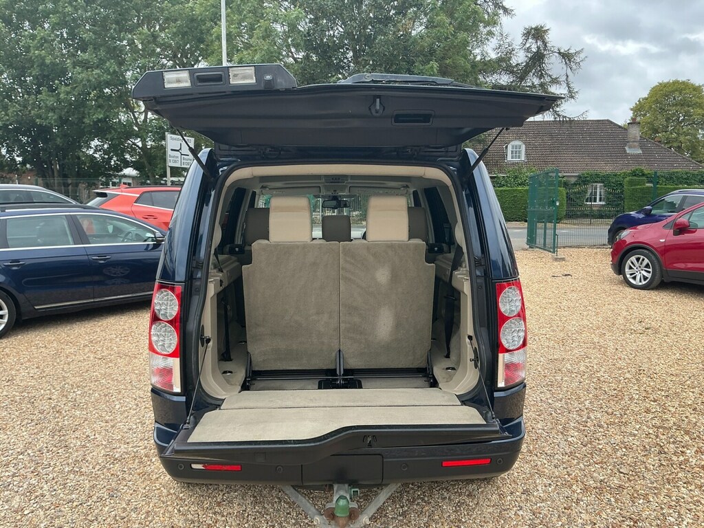Land Rover Discovery 3.0 4 Tdv6 Hse 245 Bhp Black #11