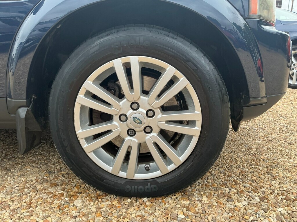 Land Rover Discovery 3.0 4 Tdv6 Hse 245 Bhp Black #23