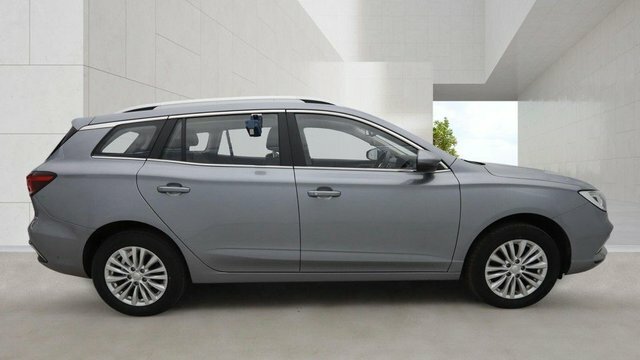 MG MG5 Exclusive Long Range Estate Silver #4