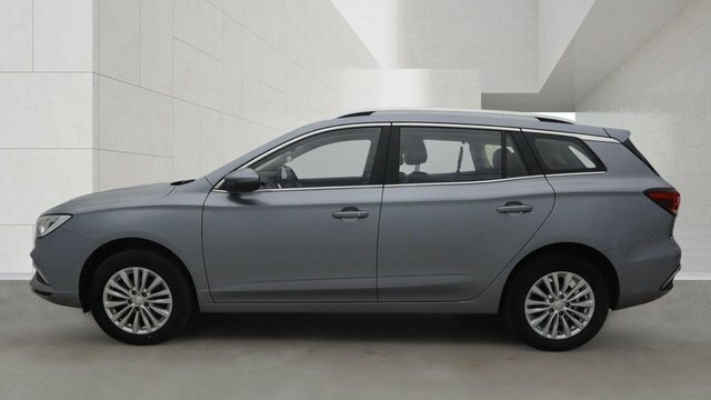 MG MG5 Exclusive Long Range Estate Silver #5