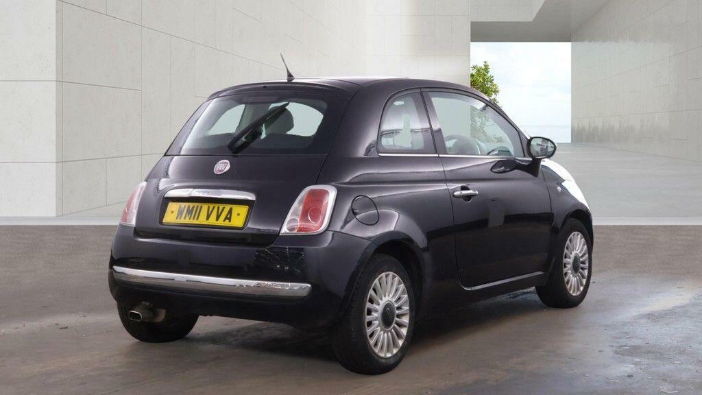 Fiat 500 Lounge Black #4