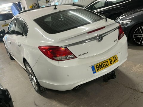 Vauxhall Insignia 2.0 Cdti Exclusiv Euro 5 #16