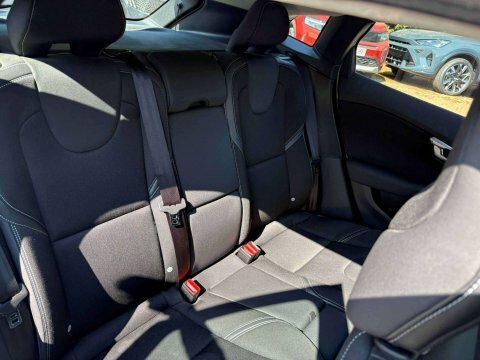 Volvo V40 2.0 T2 Gpf Momentum Euro 6 Ss Black #13