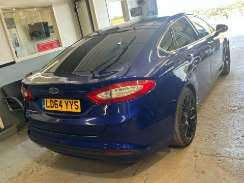 Ford Mondeo 1.5 Tdci Econetic Zetec Estate Red #16