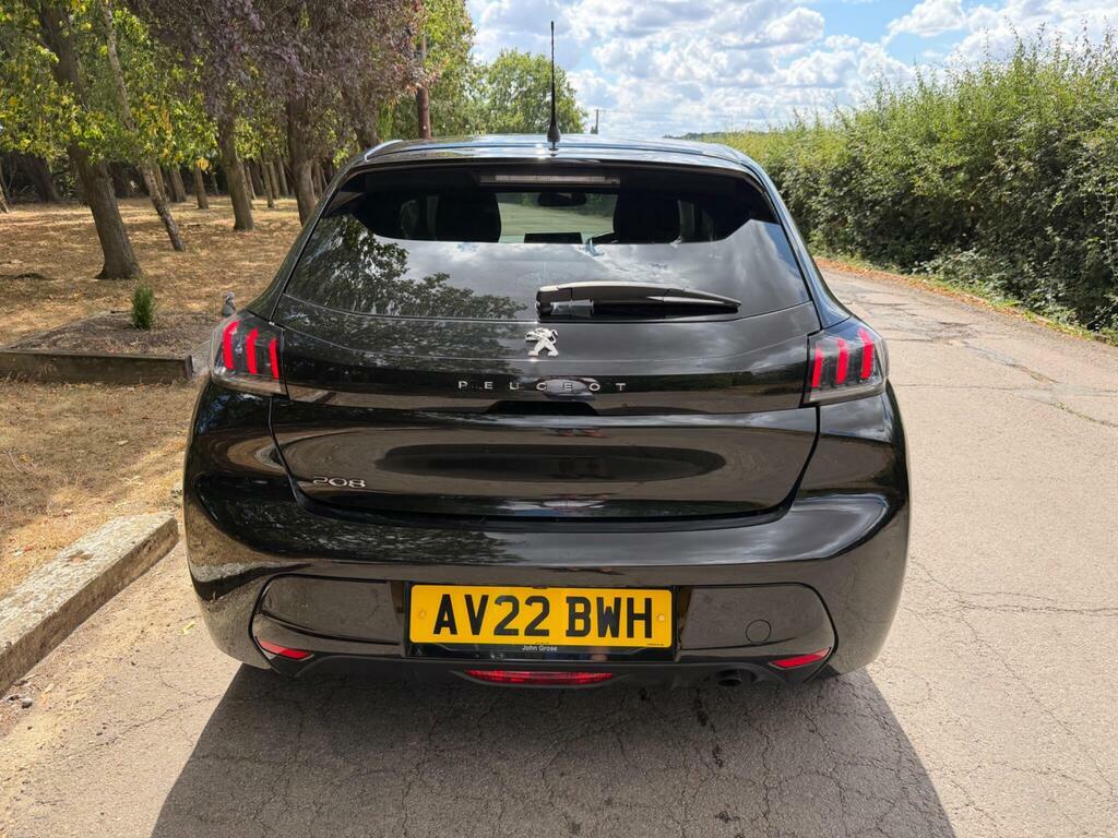 Peugeot 208 1.2 Puretech Allure Premium Euro 6 S S AV22BWH Black #4
