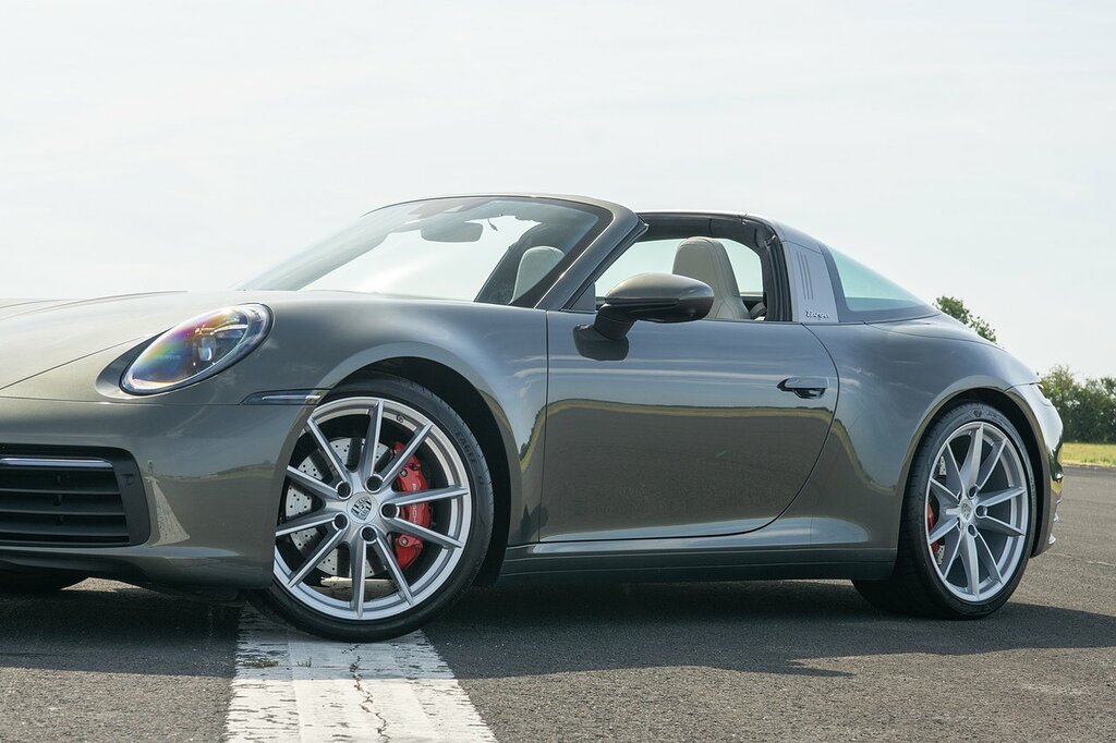 Porsche 911 T 992 4S Green #6