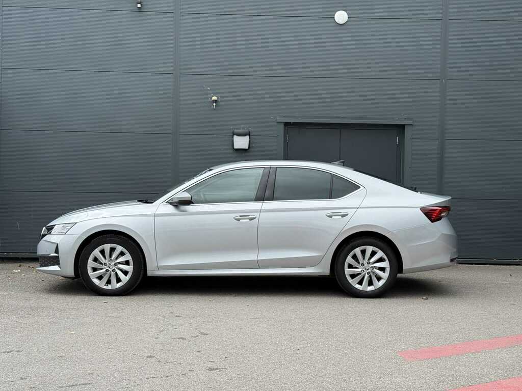 Skoda Octavia 1.5 Tsi 150 E-tec First Edition Dsg Silver #4