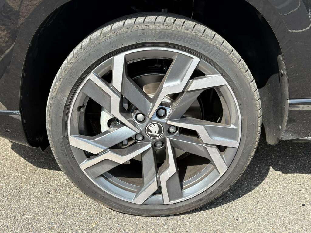 Skoda Karoq 1.5 Tsi Sportline Edition Dsg YH26FLD Black #6