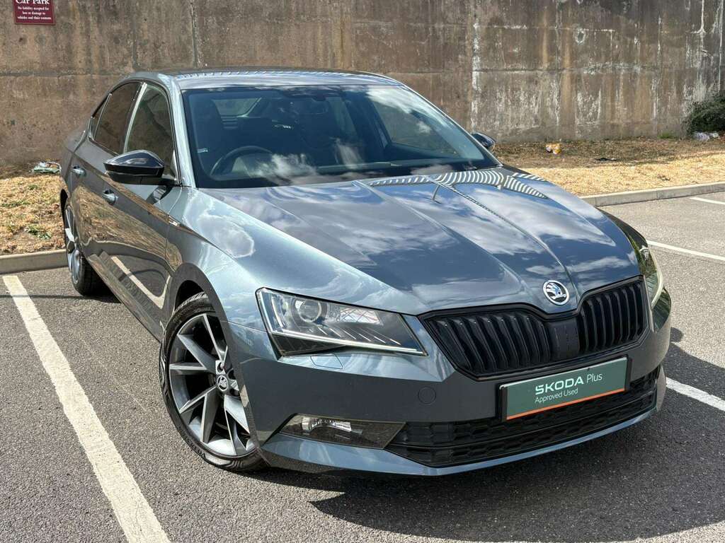 Skoda Superb 2.0 Tdi Cr Sport Line DA67WHB Grey