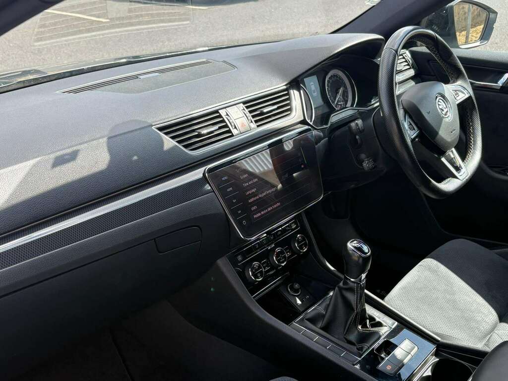 Skoda Superb 2.0 Tdi Cr Sport Line DA67WHB Grey #2