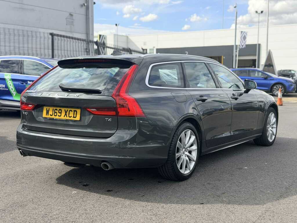 Volvo V90 2.0 T4 Momentum Plus Geartronic Grey #4