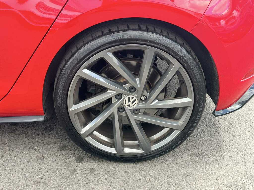 Volkswagen Golf 2.0 Tsi 310 R 4Motion Red #5