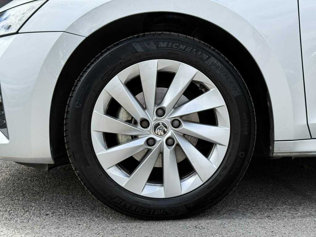 Skoda Octavia 1.5 Tsi 150 Se L Silver #5