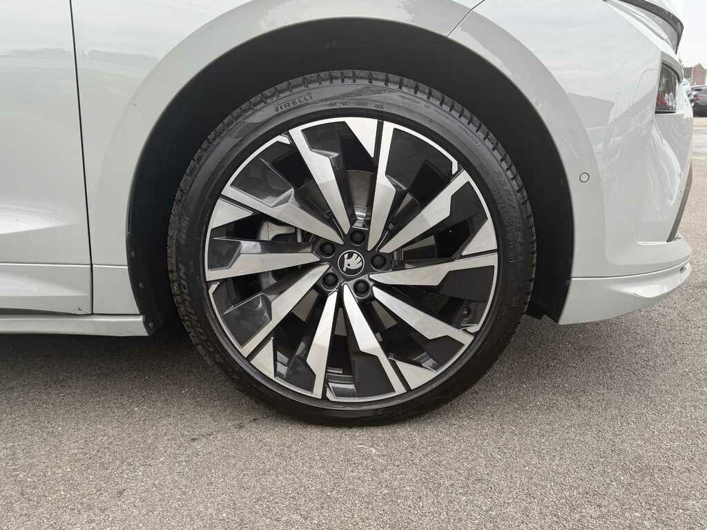 Skoda ENYAQ 210Kw 85 Sportline 82Kwh YE26NYL Grey #5