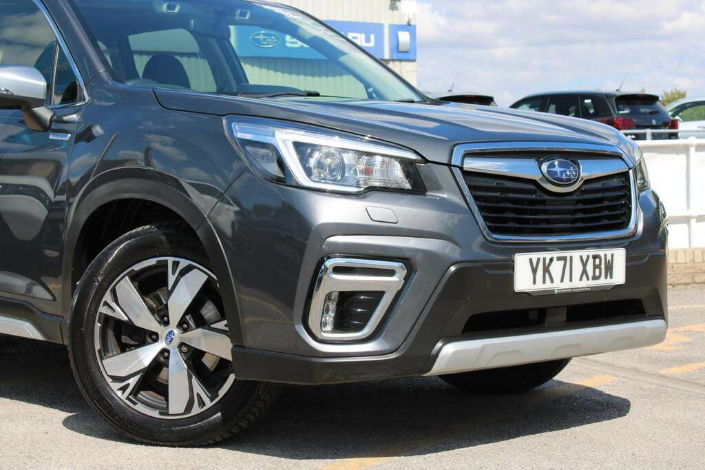 Subaru Forester Subaru Forester Xe Premium E-boxer Estate Grey #8
