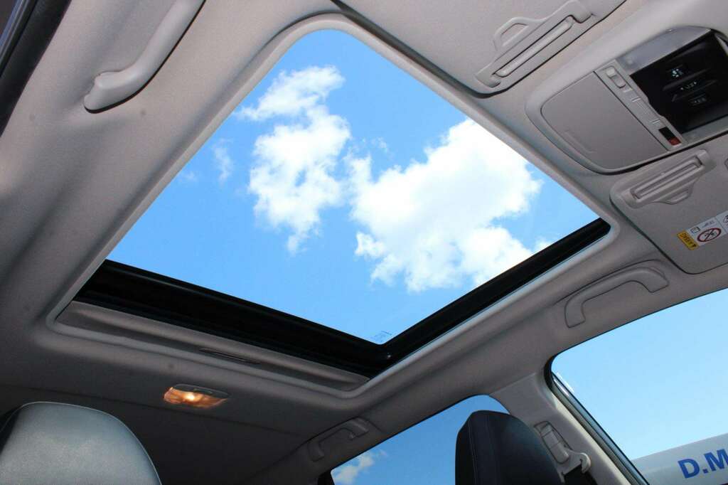 Subaru Forester Subaru Forester Xe Premium E-boxer Estate Grey #18