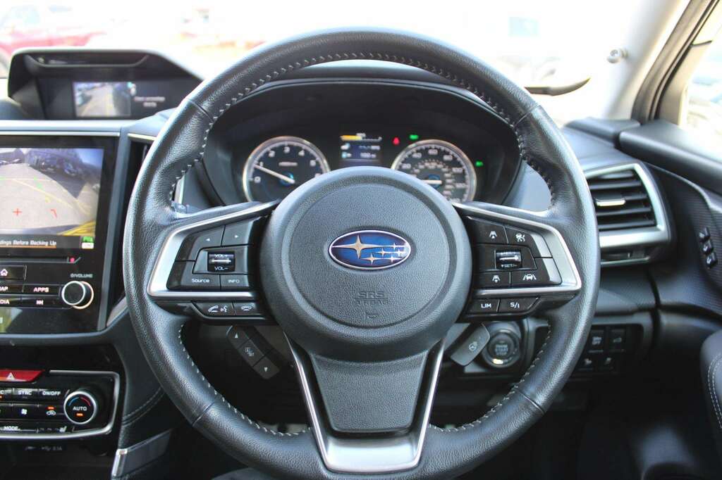 Subaru Forester Subaru Forester Xe Premium E-boxer Estate Grey #32