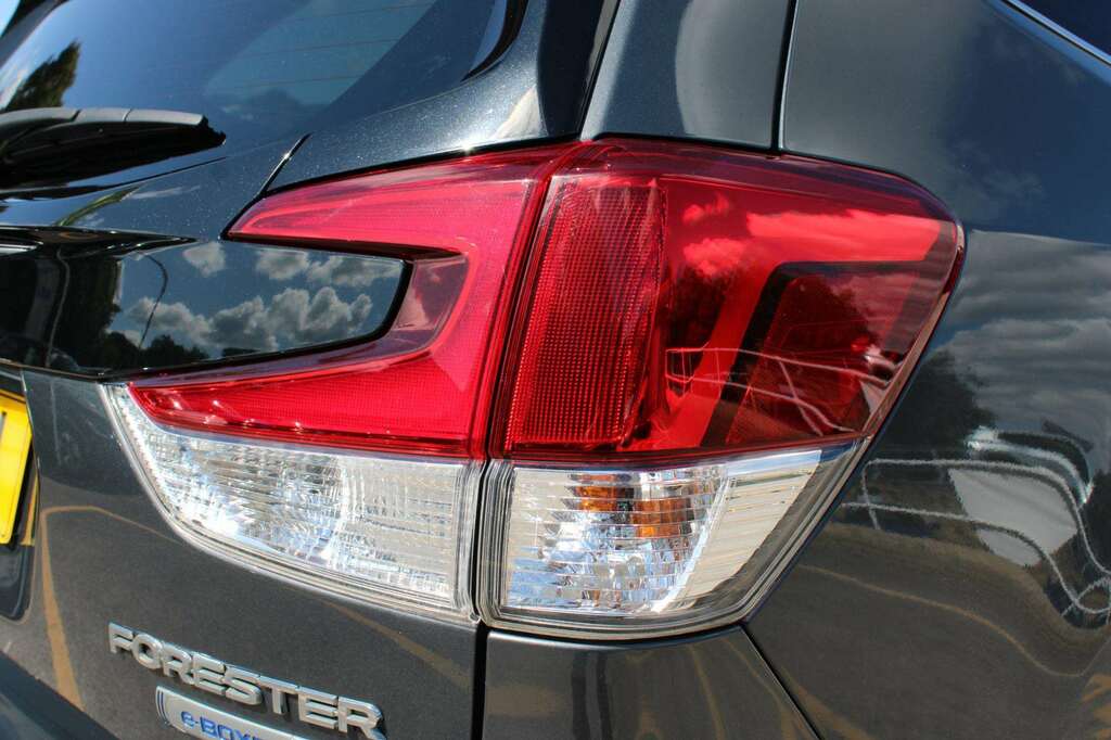 Subaru Forester Subaru Forester Xe Premium E-boxer Estate Grey #11