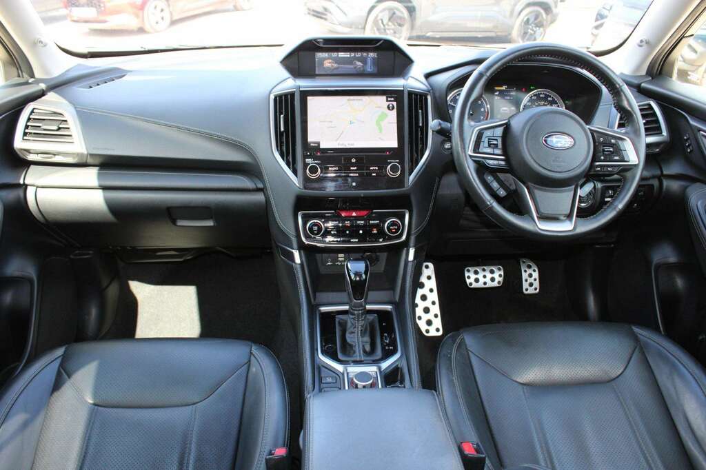Subaru Forester Subaru Forester Xe Premium E-boxer Estate Grey #24